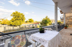 Kalamata's Sunny Retreat near the Historic Center